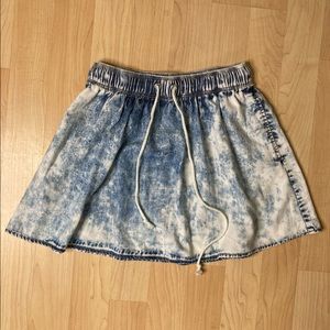 Sparkle & Fade Distressed Acid Wash Mini Denim Skirt